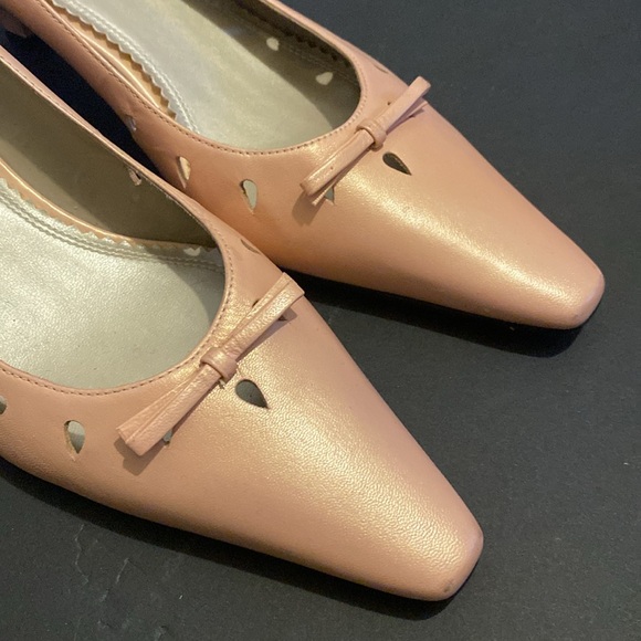 Naturalizer pink leather bow tie kitten heels - Picture 2 of 7